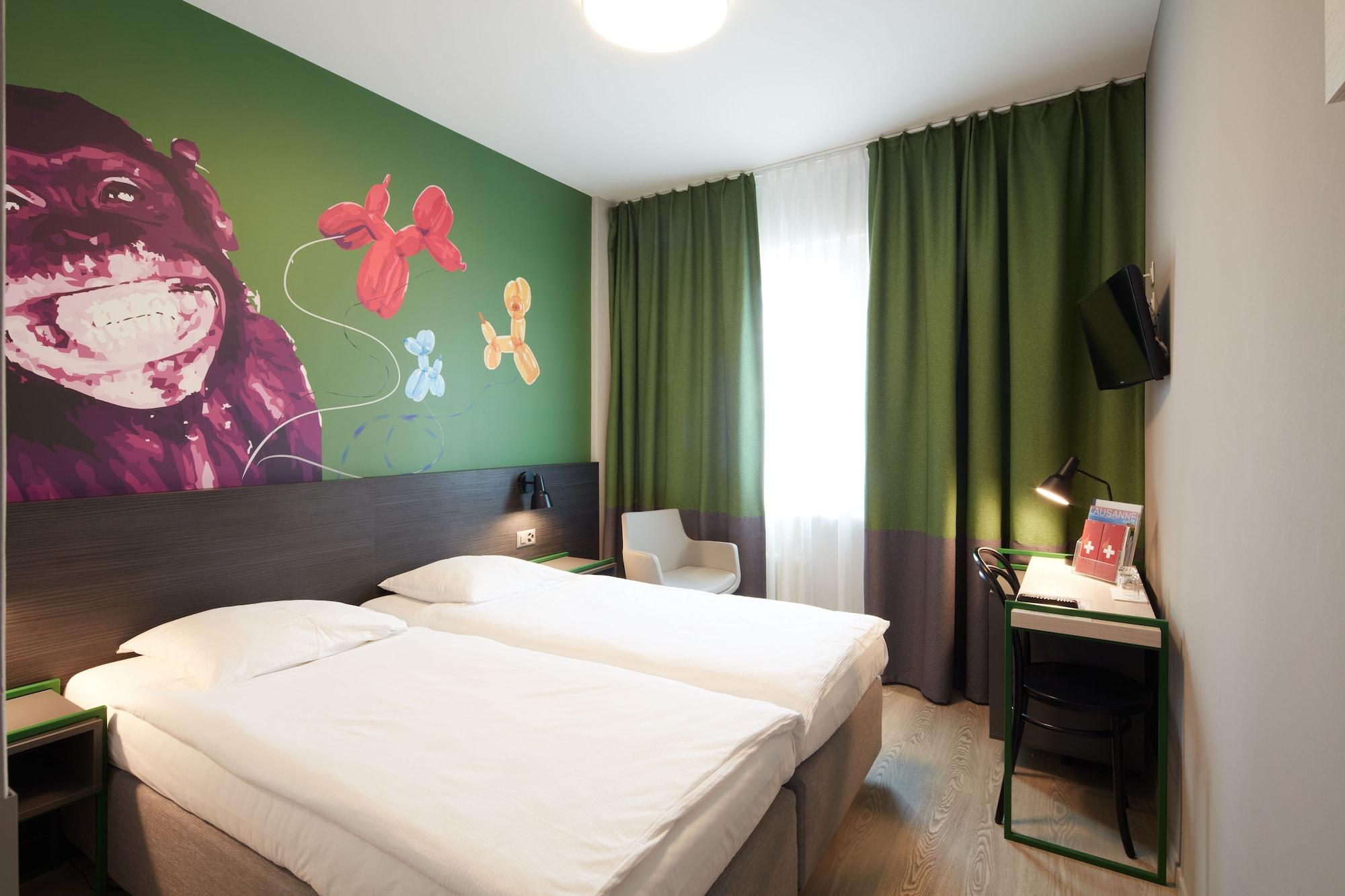 Hotel Crystal Лозанна Экстерьер фото